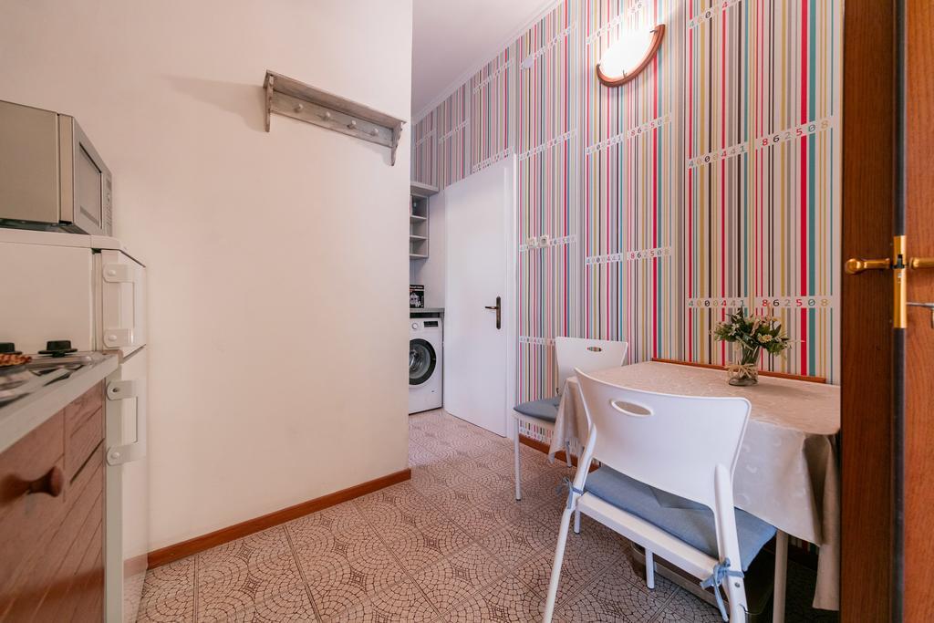 Apartments Kastelani Komiža Eksteriør bilde