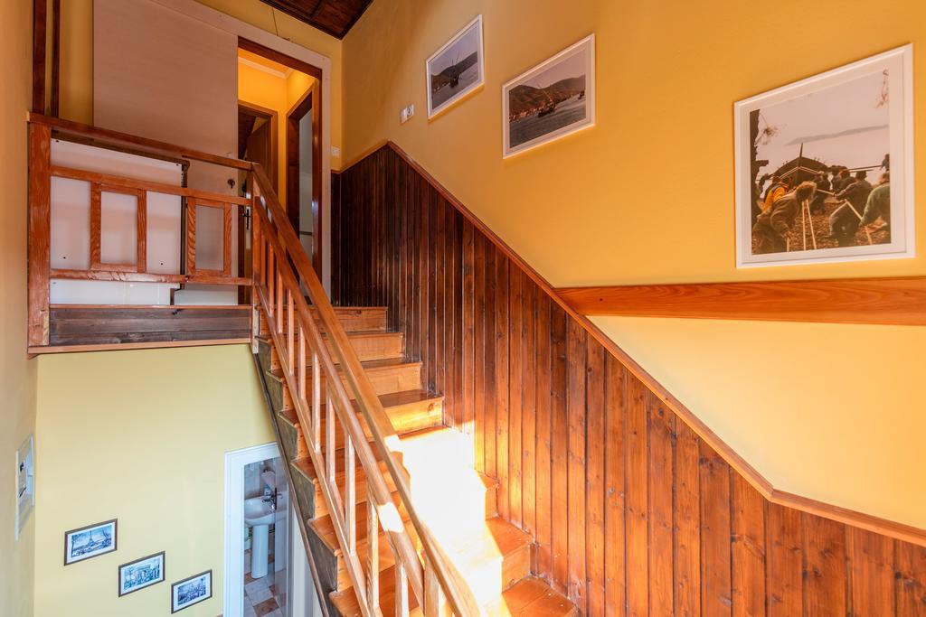 Apartments Kastelani Komiža Eksteriør bilde