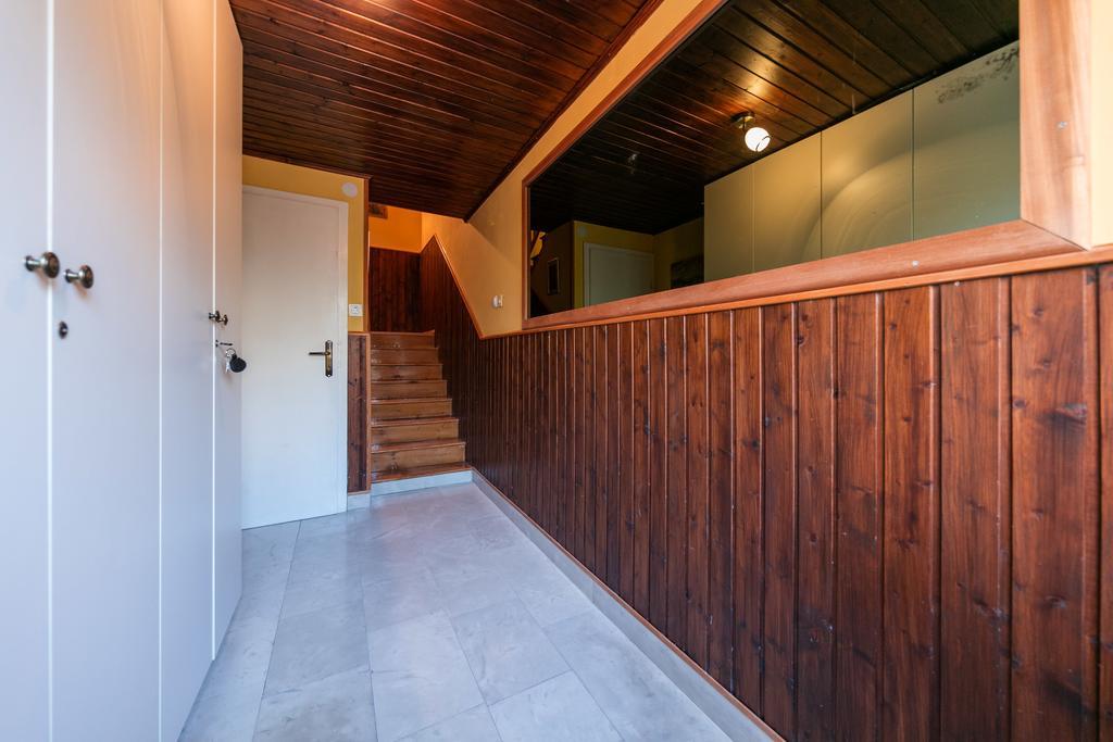 Apartments Kastelani Komiža Eksteriør bilde
